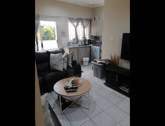 1 BEDROOM PROPERTY TO RENT IN KENSINGTON